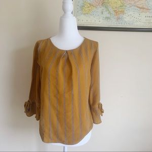 🌻 3/$12 MONTEAU | mustard striped blouse Sz M